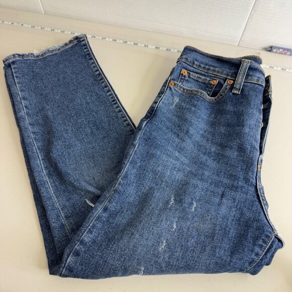 Levi's Distressed Wedgie Straight Medium Wash Jeans Size 28 - Picture 16 of 16